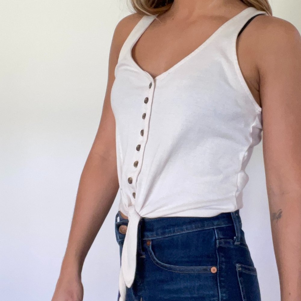 American Eagle Cream Button Up Tank Top